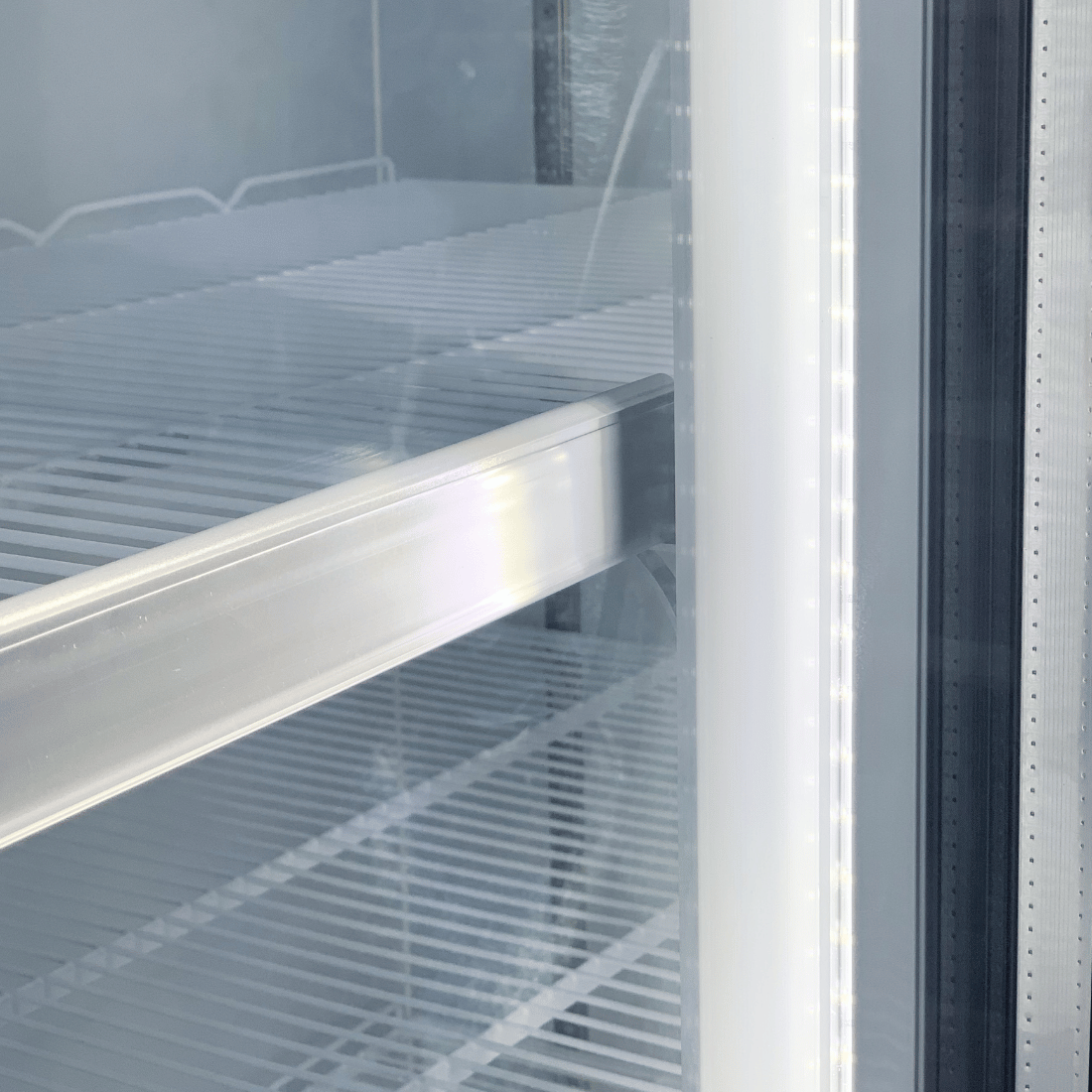 Image of Thermaster LG-600BGBM Door Supermarket Fridge Black